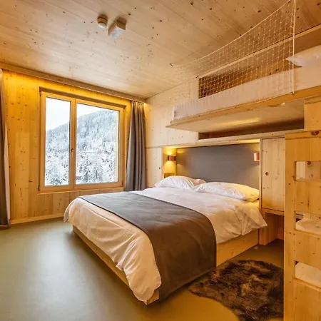 Mad Mount & Hotel 3*