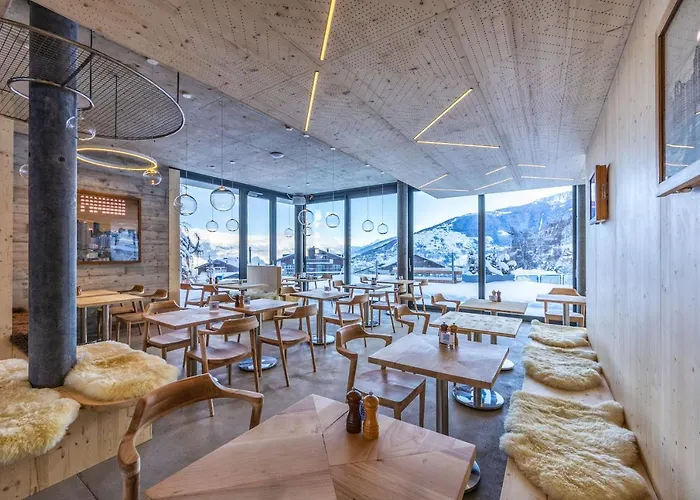 Mad Mount & Hotel 3*