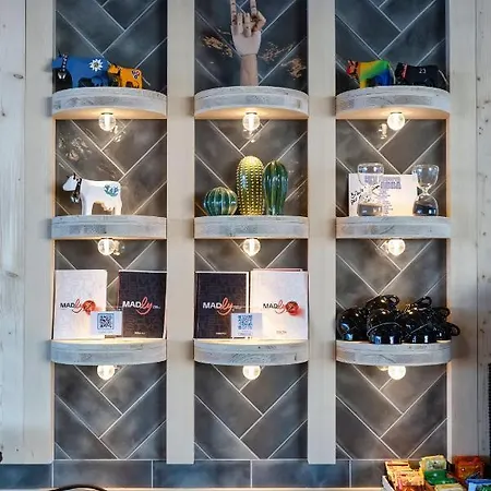 Mad Mount & 3* 넨다즈