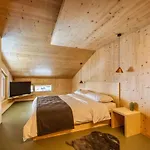 Mad Mount Hotel&spa 3*